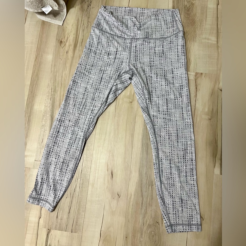 Lululemon Athletica White and Gray Textured Leggings